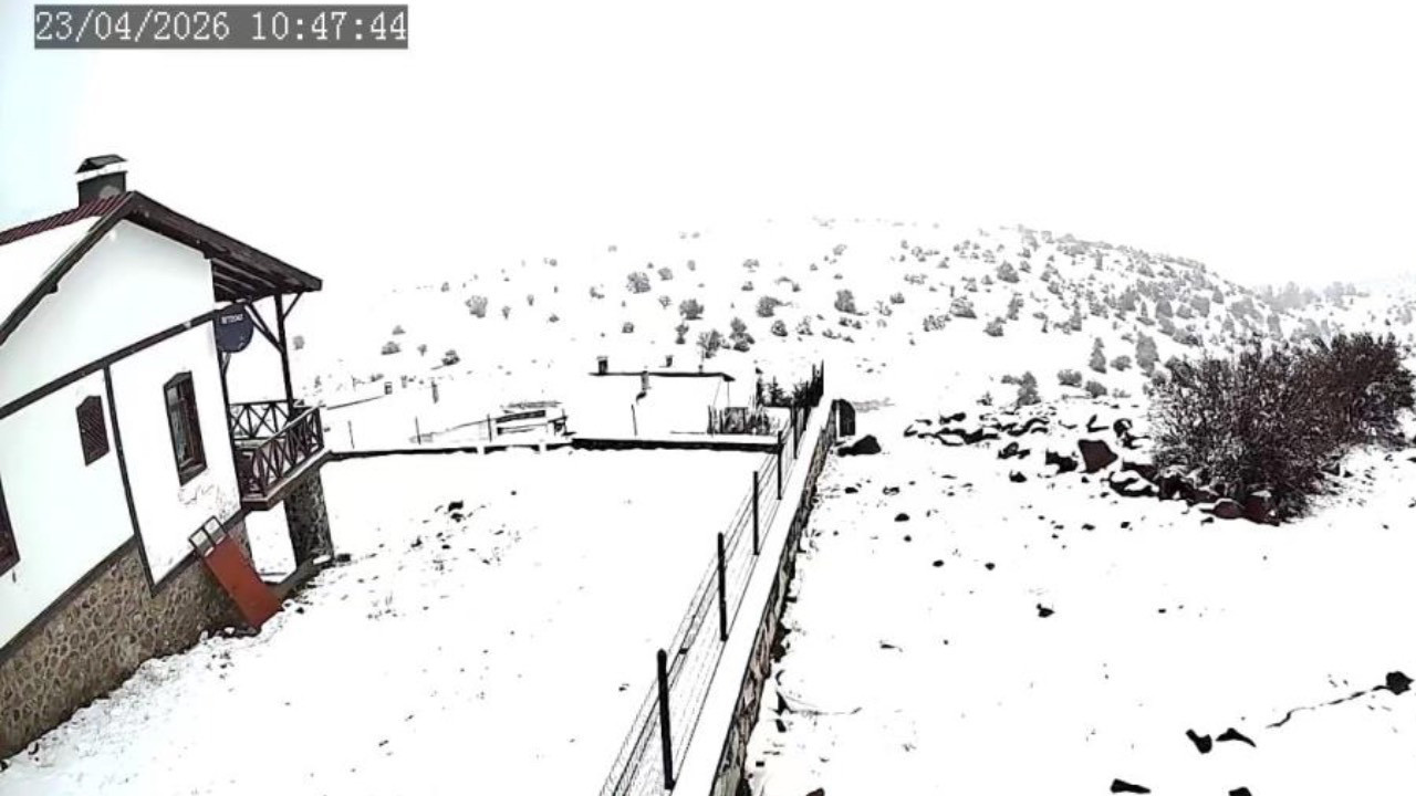 Ankara'nın yüksek kesimleri beyaza büründü