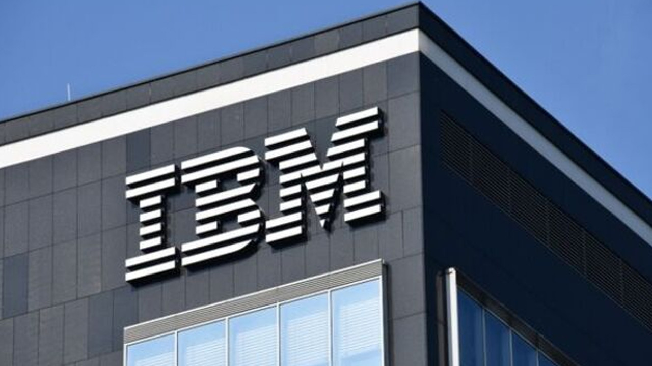 IBM'in geliri ilk çeyrekte arttı