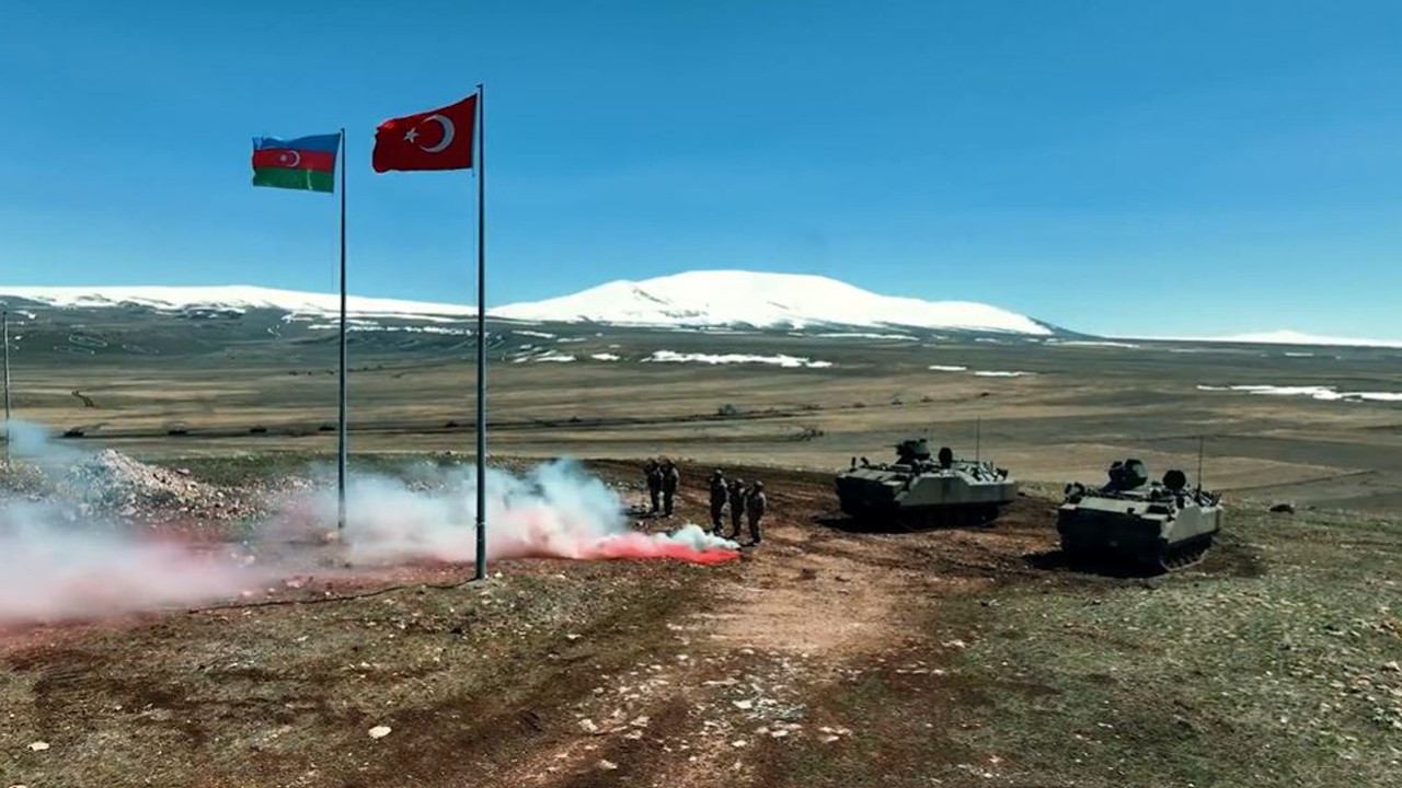 İki devlet tek ordu: Kars’taki tatbikat nefes kesen kareler