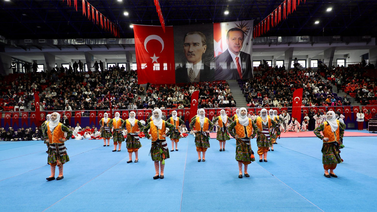 23 Nisan Ulusal Egemenlik ve Çocuk Bayramı coşkuyla kutlandı