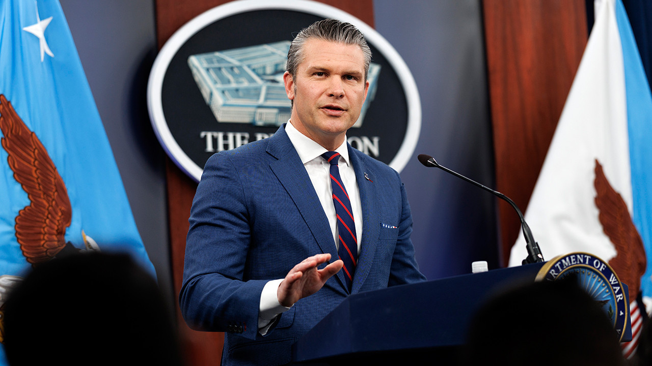 ABD’den İran’a yine tehdit: Tereddütsüz ateş edeceğiz