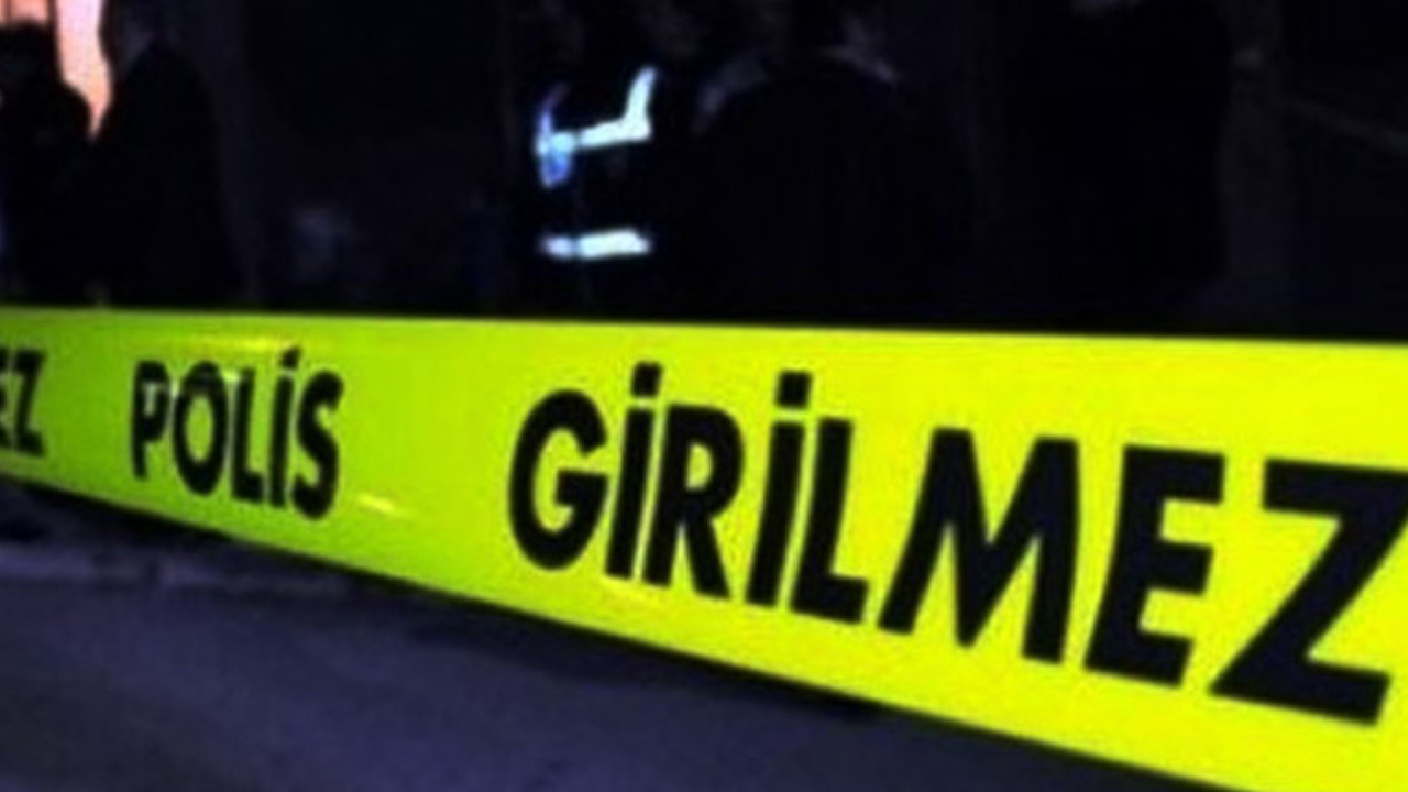 Duvarı delip gizlice banyoya kamera yerleştirdi: Sapık komşu yakalandı