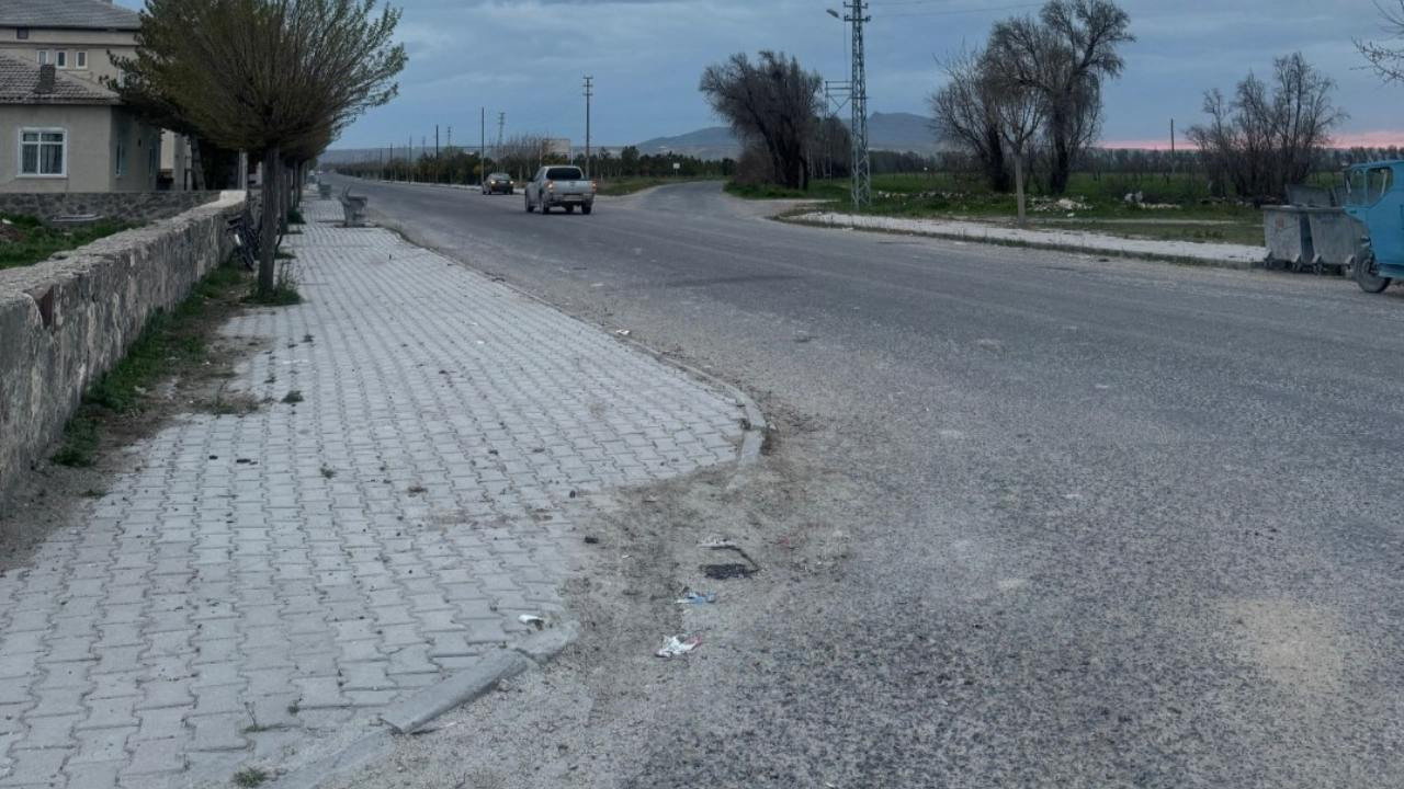 Konya’da motosiklet yayaya çarptı: 2 kişi ağır yaralandı