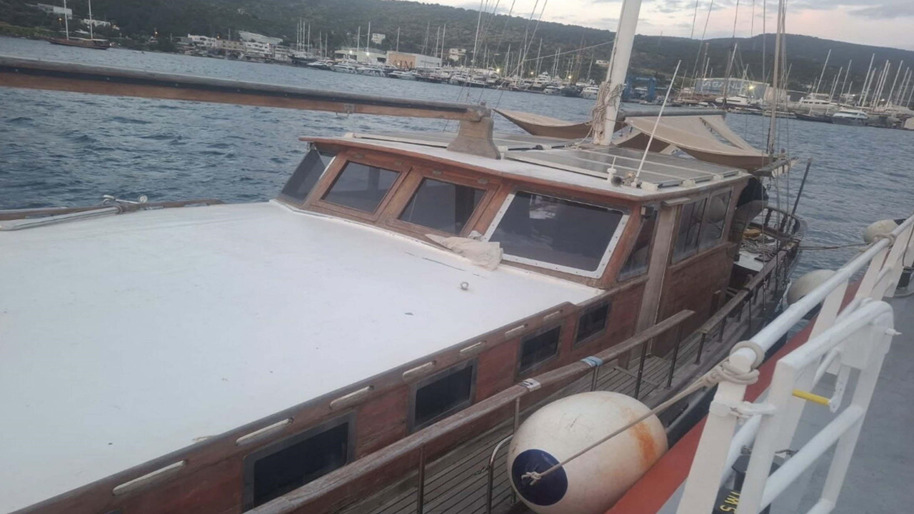 Mavi sularda can pazarı: Bodrum açıklarında nefes kesen kurtarma: 3 kişi kurtarıldı