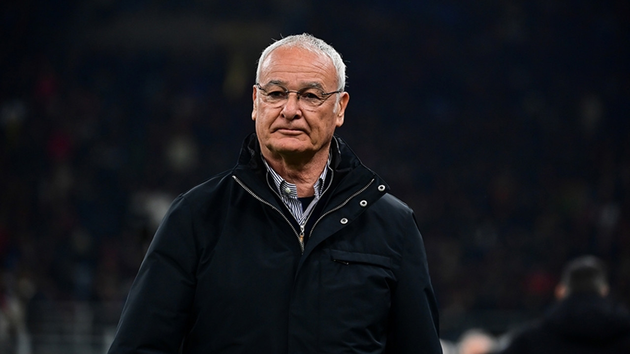 Roma Ranieri'nin görevine son verdi