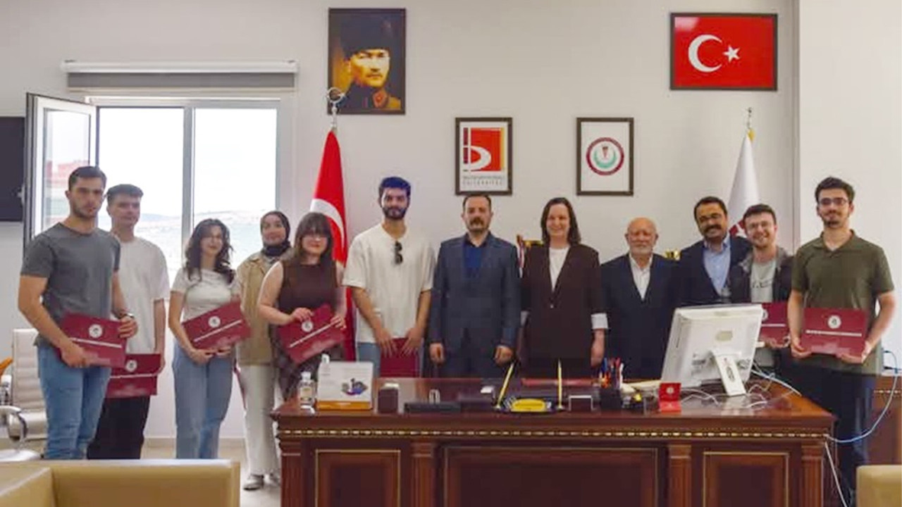 Şeyh Edebali Üniversitesinde 'Mikrocerrahi Temel Eğitimi' tamamlandı