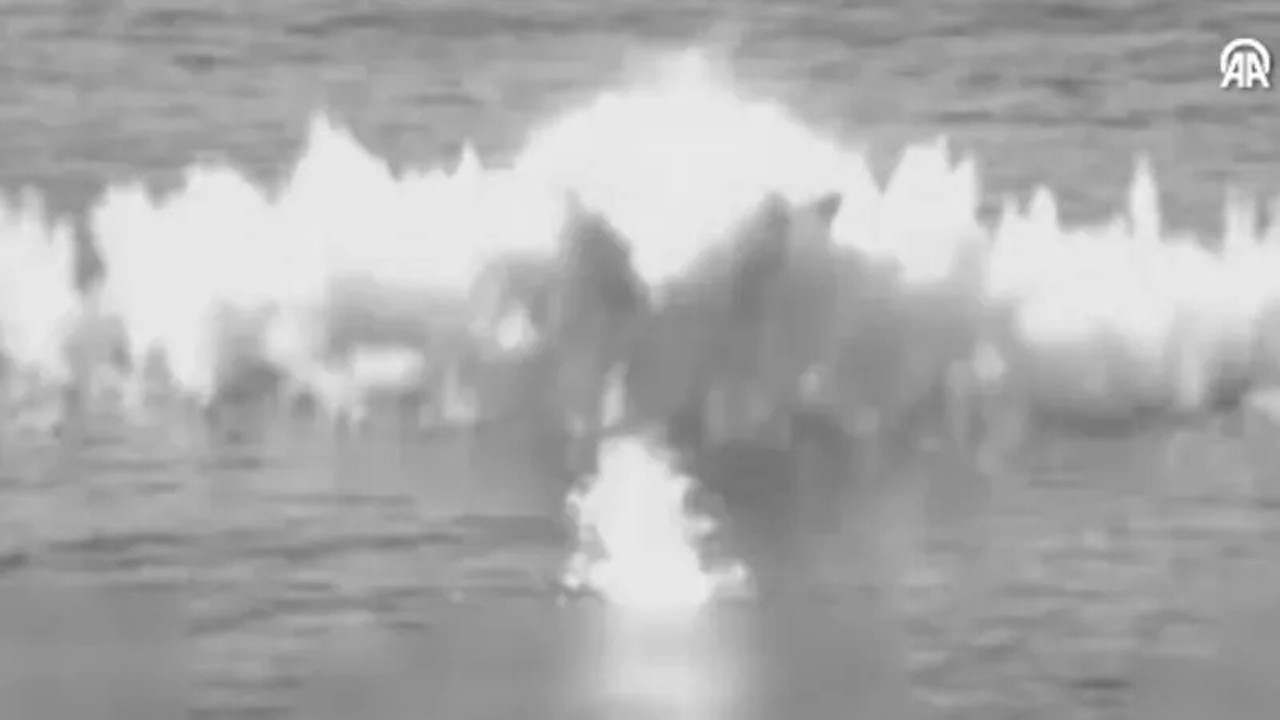 ABD Pasifik'te bir gemiyi daha vurdu: 'Uyuşturucu taşıyordu' dedi