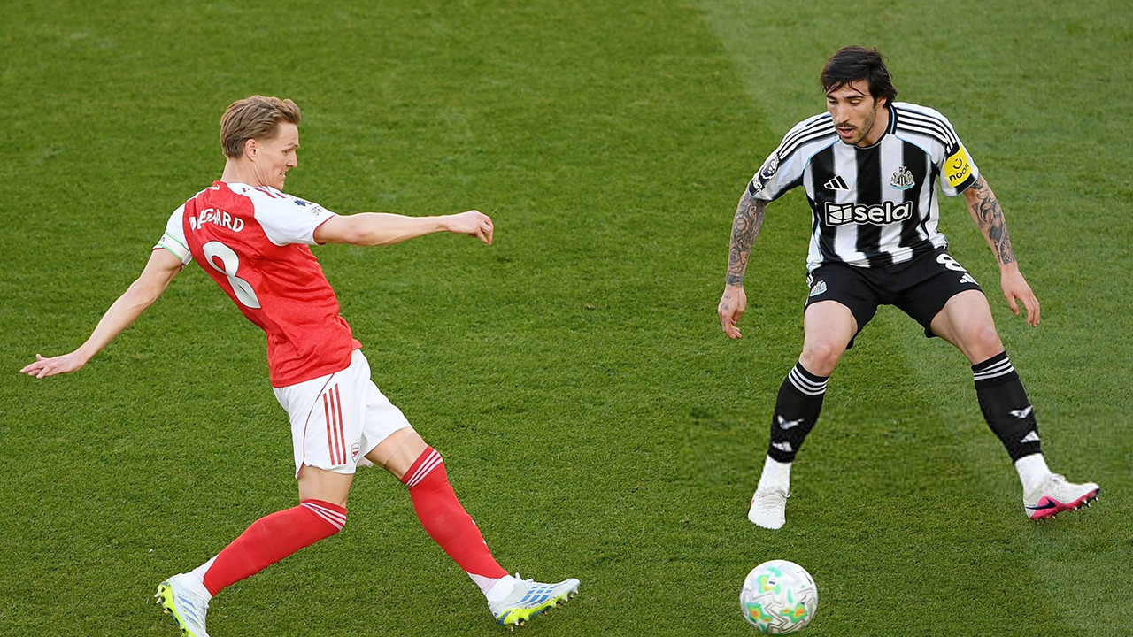Arsenal Newcastle United'ı yenerek Premier Lig'de zirveye geri döndü