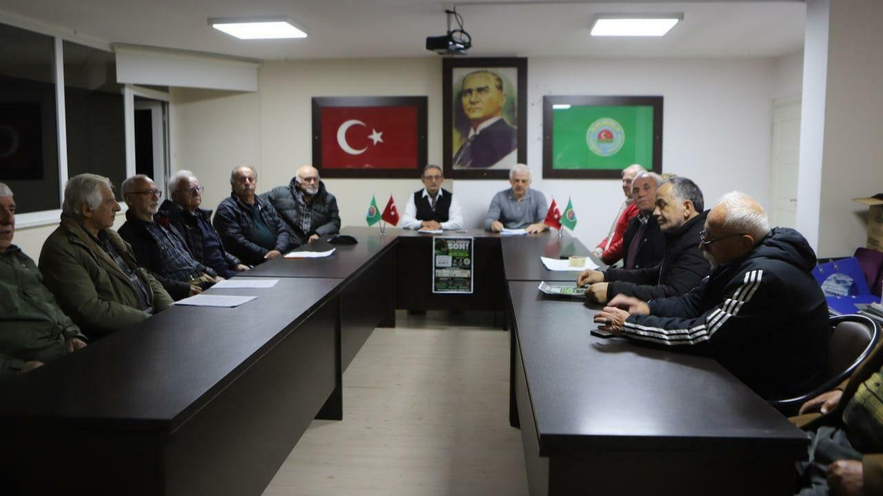 Fındıklı’da çay üreticileri ayakta: “Emeğimizin karşılığını istiyoruz”