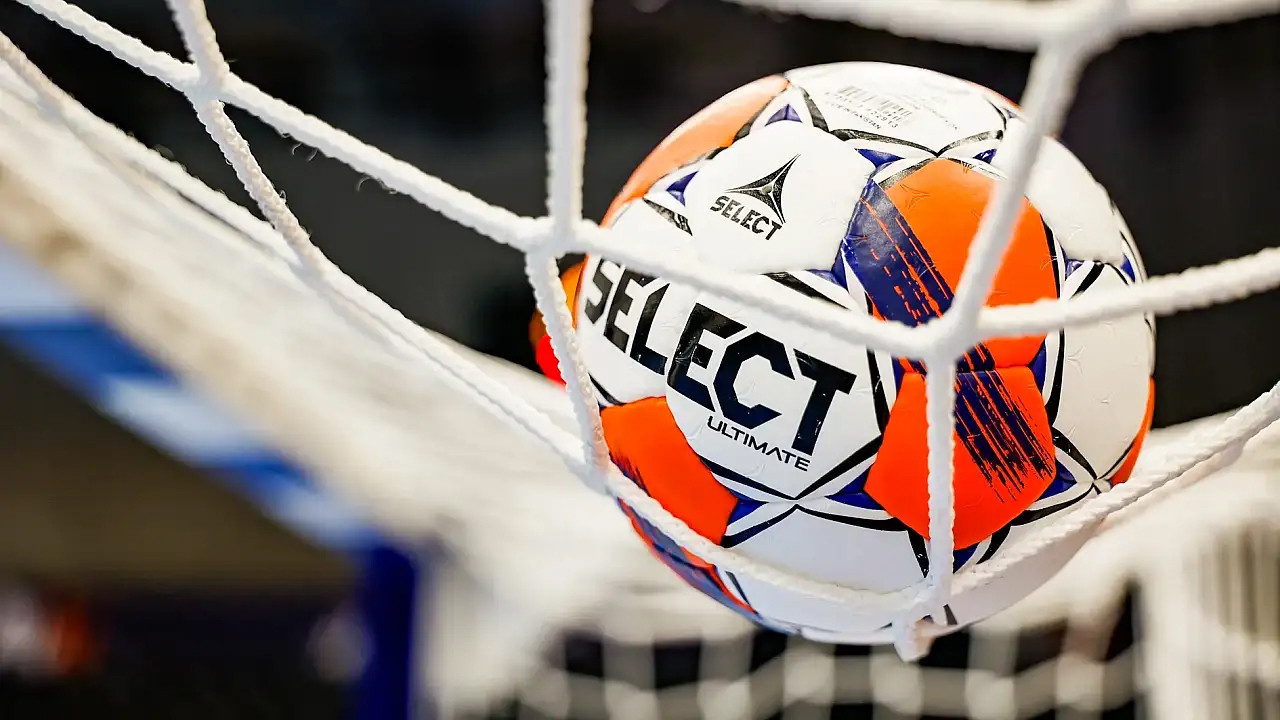 Hentbolda Yalıkavak fırtınası