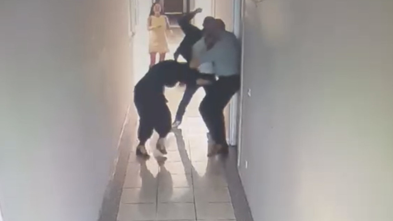 Kardeş kavgasında kan aktı: Araya giren işçi yaralandı