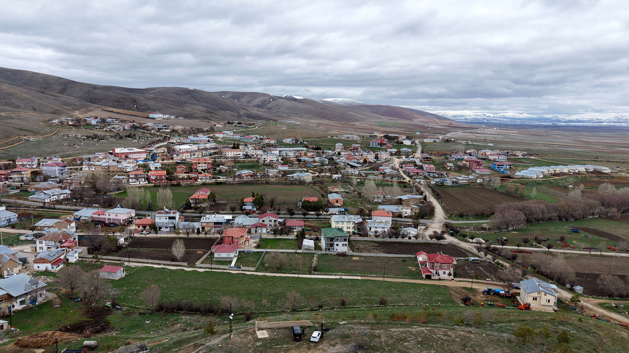 Köylü seferber oldu: 200 dönümlük araziyi bedelsiz veriyorlar
