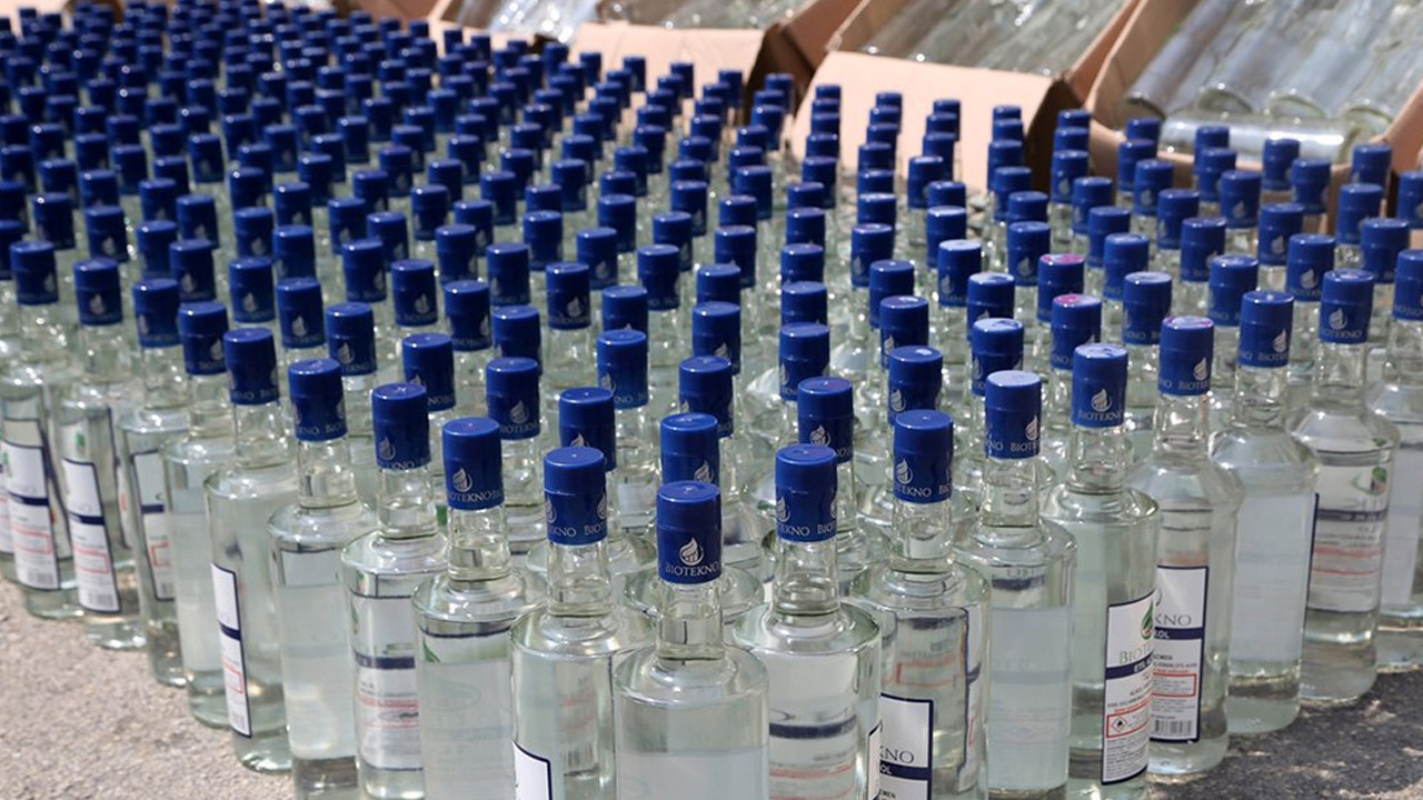 Muş’ta kaçak alkol operasyonu: 100 litre etil alkol ele geçirildi
