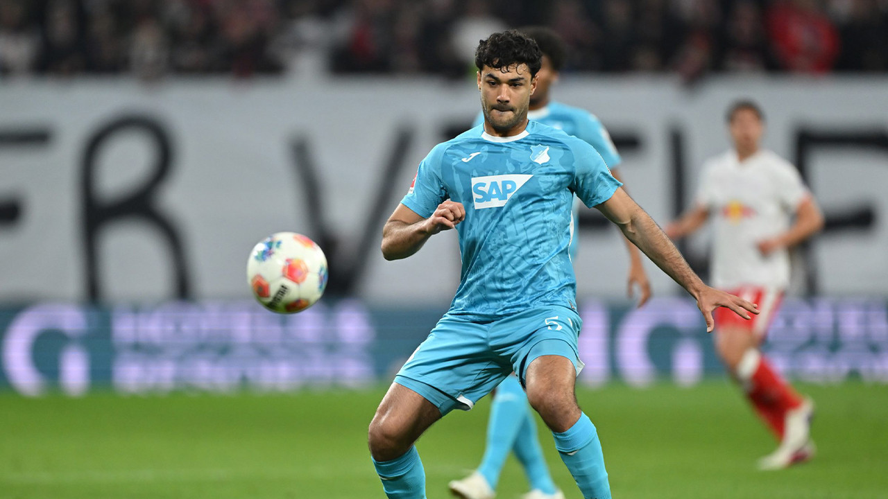 Ozan Kabak'a nazar değdi: Hatası pahalıya patladı