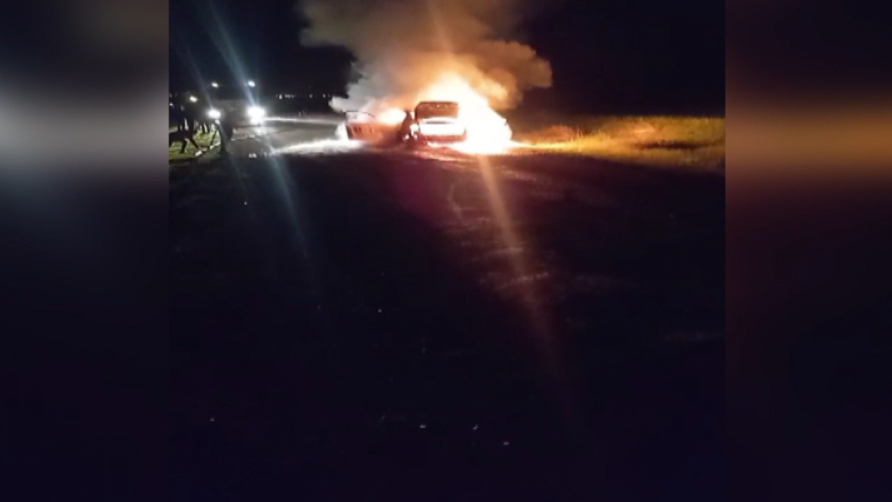 Seyir halindeyken alev topuna döndü: Canlarını zor kurtardılar