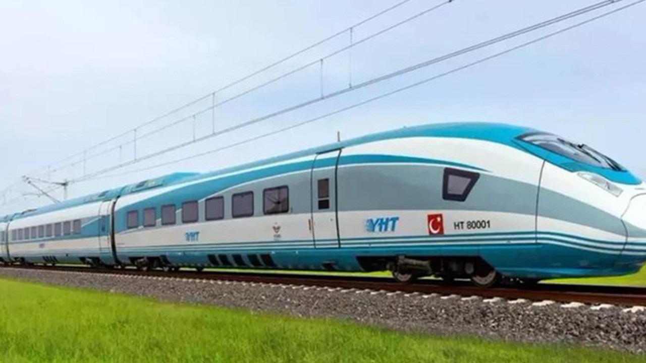Yerli hızlı tren 225 kilometre hıza ulaştı