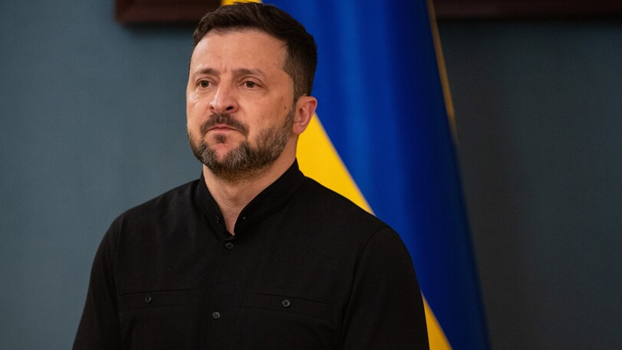 Zelenskiy: Rusya'nın düzenlediği saldırıda en az 4 kişi öldü, 30'dan fazla kişi yaralandı