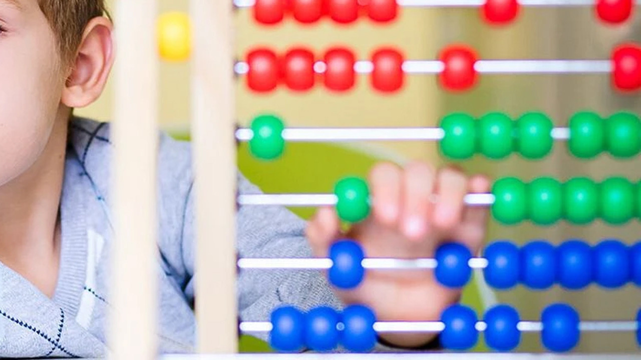 Çocuğunuzun öfkesi sadece bir "huy" olmayabilir: İşte görmezden gelinen o tehlikeli sinyaller