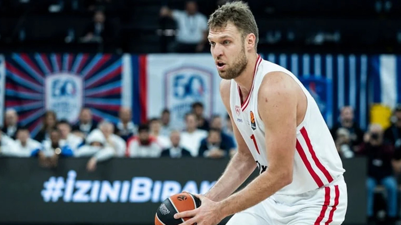 EuroLeague MVP’si Sasha Vezenkov oldu