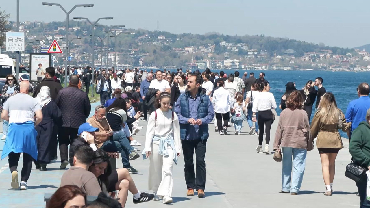 İstanbulluların hafta sonu mesaisi: Parklar ve sahiller doldu taştı