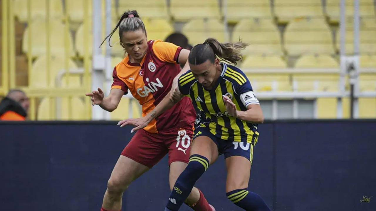 Kadın futbolunda derbi günü: Galatasaray-Fenerbahçe