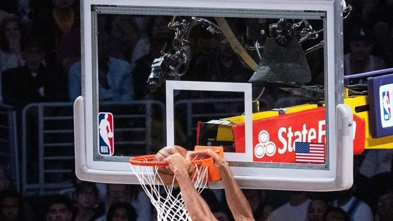 NBA’de play-off gecesi: 50 yıl sonra bir ilk