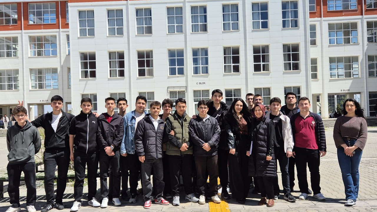 ASÜ Mühendislik Fakültesi, lise öğrencilerini ağırladı: Teknik geziyle eğitim tanıtıldı