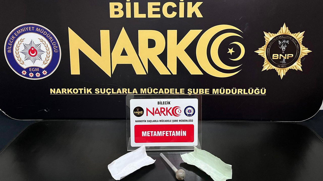 Bilecik'te aracında uyuşturucu bulunan şahsa adli işlem ve para cezası