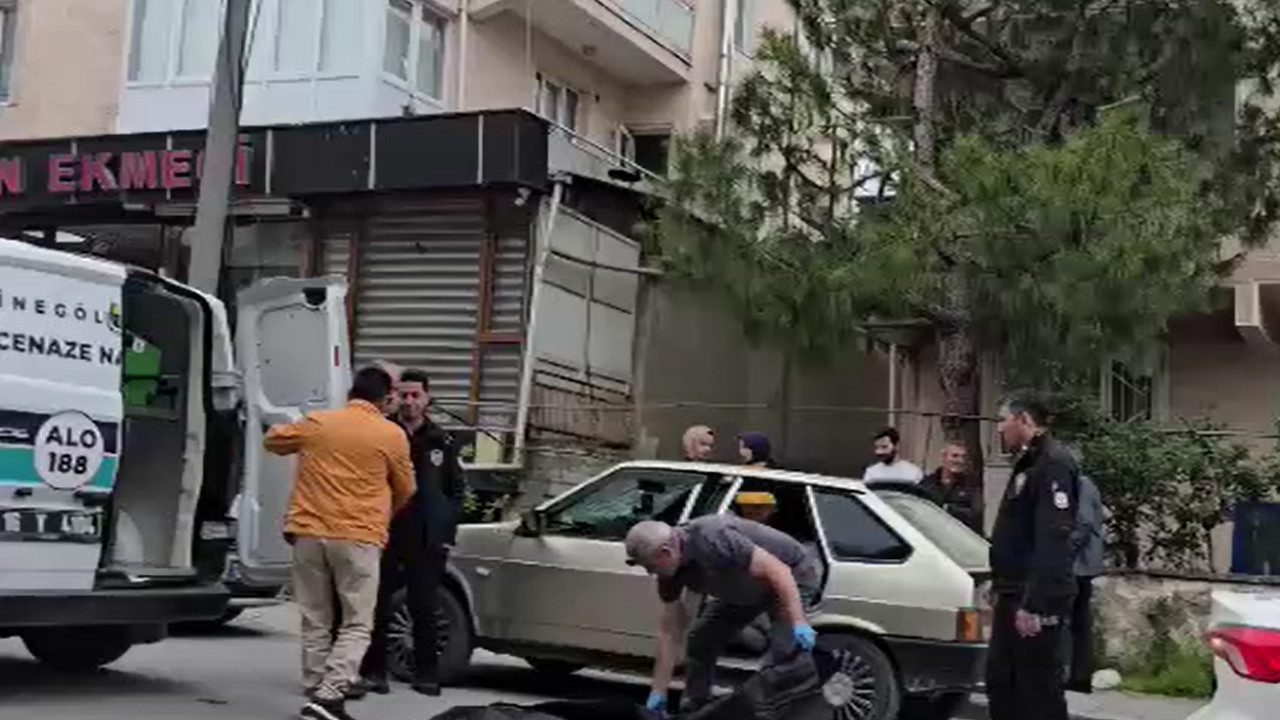 Bursa İnegöl’de park halindeki otomobilde şüpheli ölüm: 22 yaşındaki genç ölü bulundu