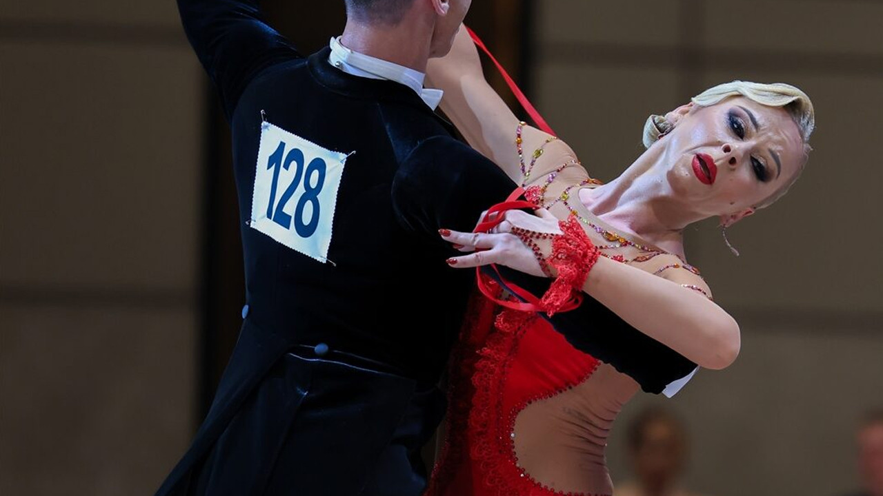 Didim’de dans şöleni