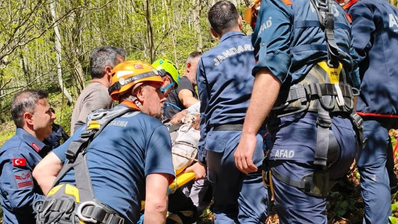 Kayalıklarda dehşeti yaşadı: Atakum’da nefes kesen kurtarma operasyonu