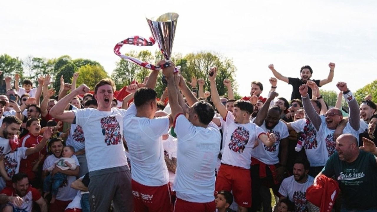 Avrupa ülkesinde Türk takım şampiyon oldu: Bir ilke imza attılar
