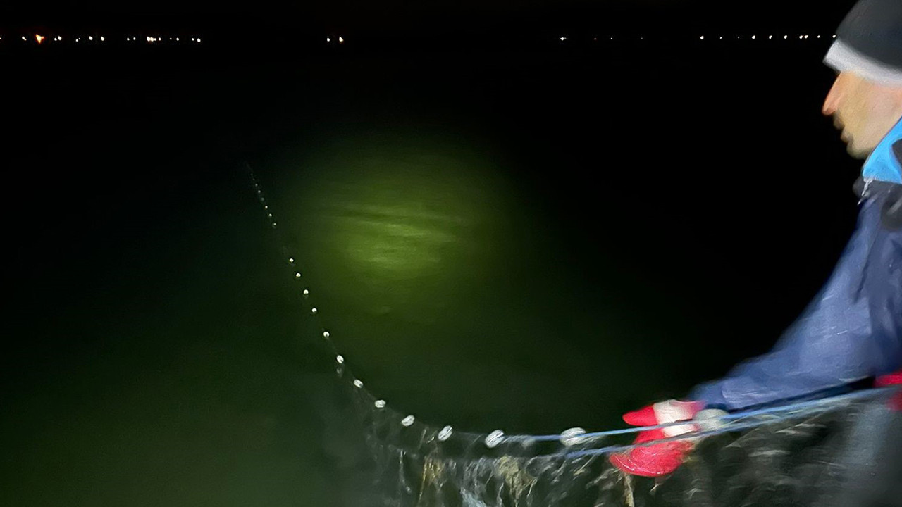 Eğirdir Gölü’nde bin 200 metre kaçak ağ yakalandı