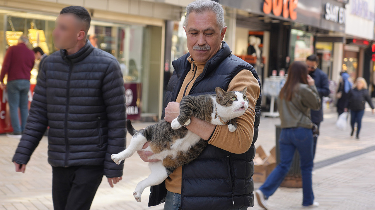 Ölümden dönmüştü, şimdi çarşının 'patronu' oldu