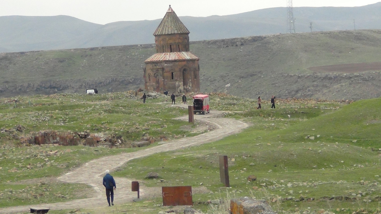 40 kapılı şehir kapılarını dünyaya açtı: İpek Yolu’nun kayıp kenti