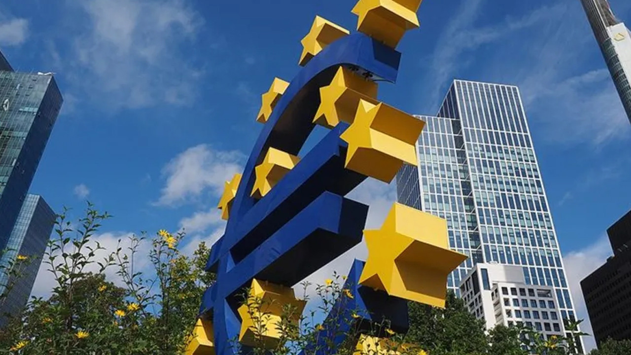 Avro Bölgesi'nde ekonomik güven endeksi Nisan ayında geriledi