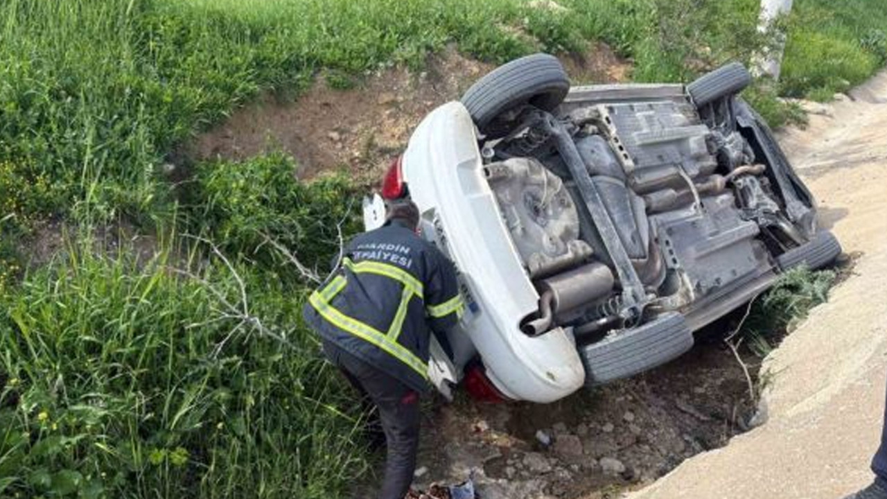 Mardin Artuklu'da kaza: Kontrolden çıkan araçta 5 kişi yaralandı