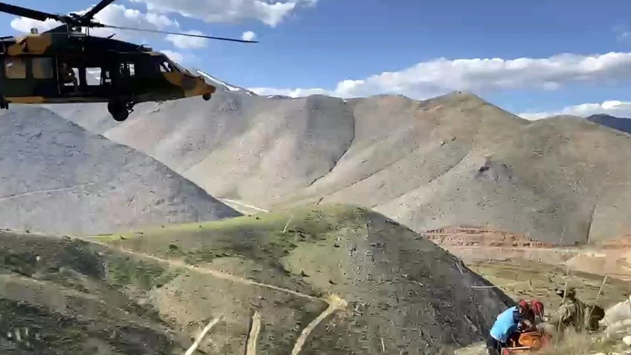 Adıyaman’da nefes kesen kurtarma: Dağda mahsur kalan yaralı için askeri helikopter havalandı