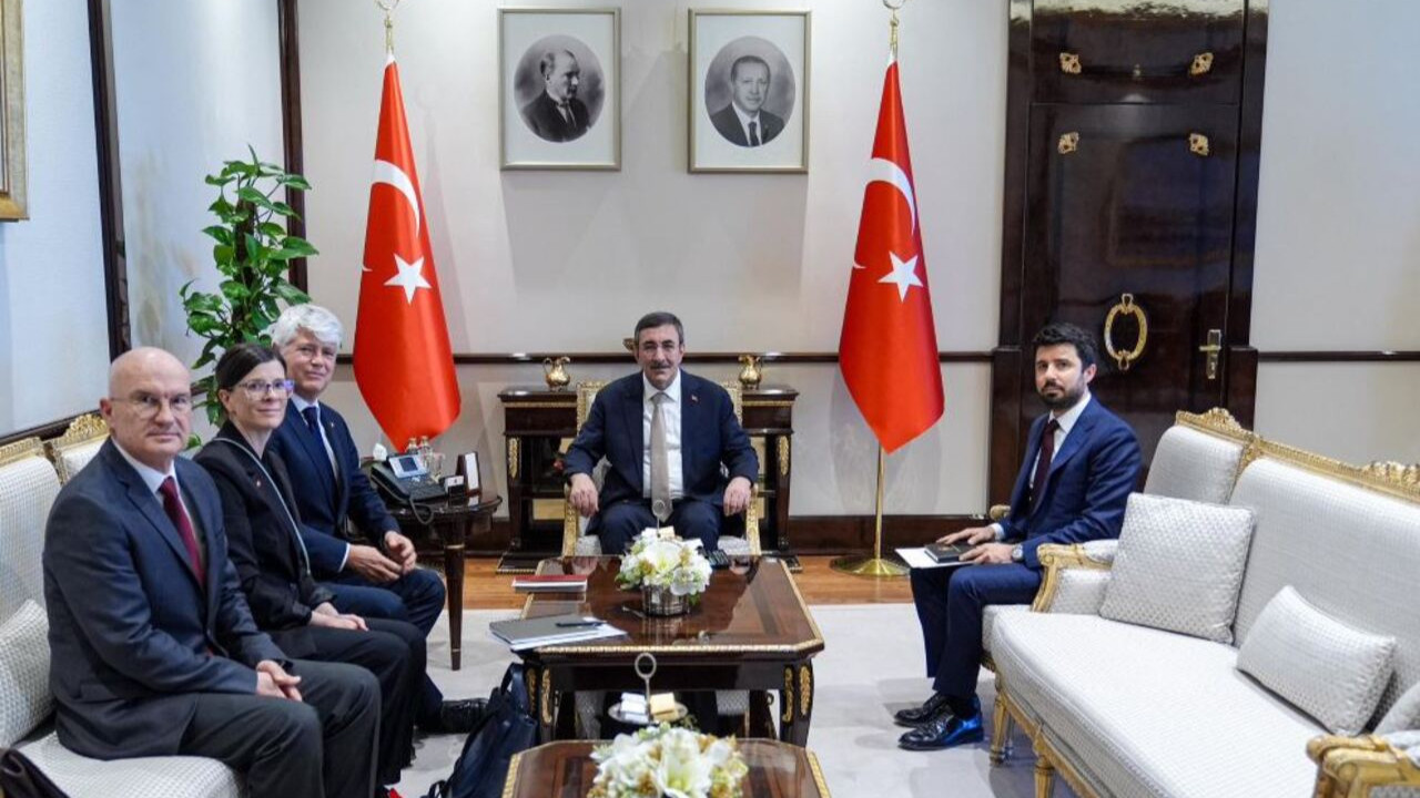 Cumhurbaşkanı Yardımcısı Yılmaz, İsviçre Büyükelçisi’ni kabul etti