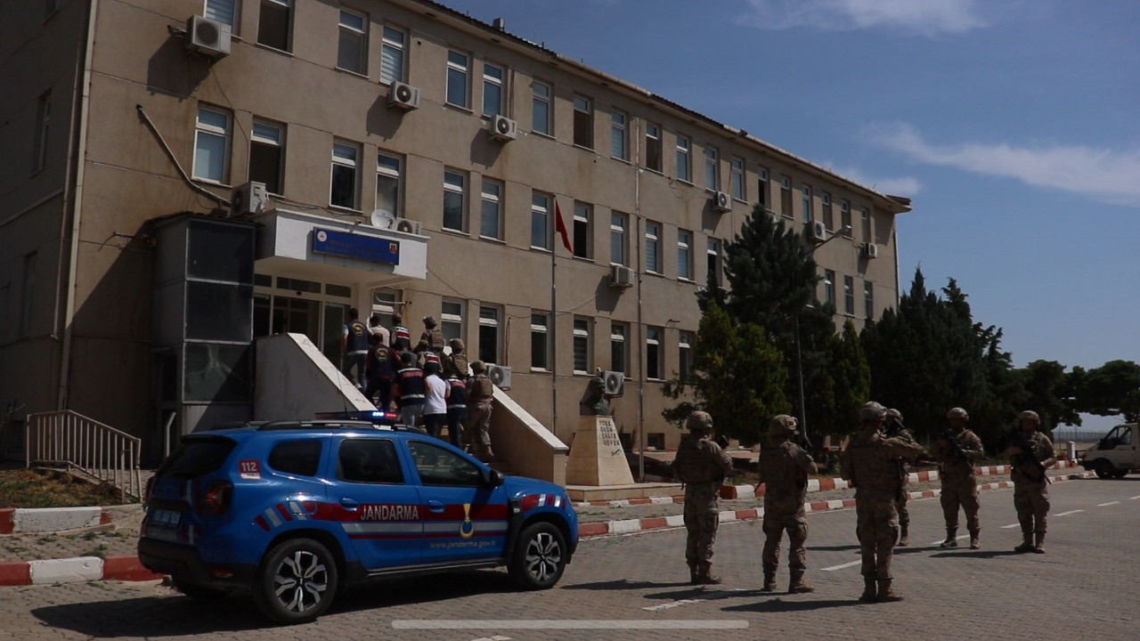 Şanlıurfa’da göçmen kaçakçılığı operasyonu: 18 organizatör tutuklandı