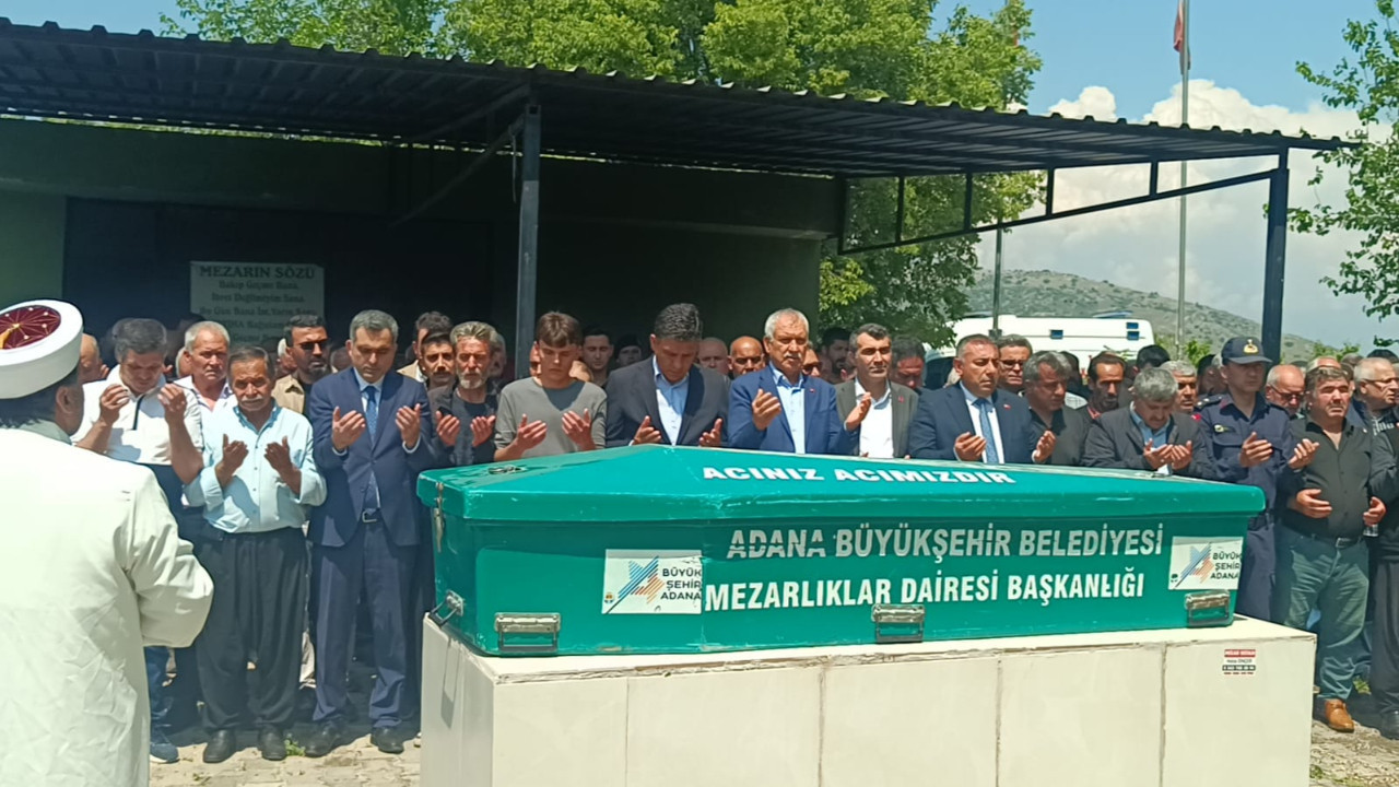 Selin can aldığı Kozan’da acı veda: Törene protokol ve vatandaşlar akın etti
