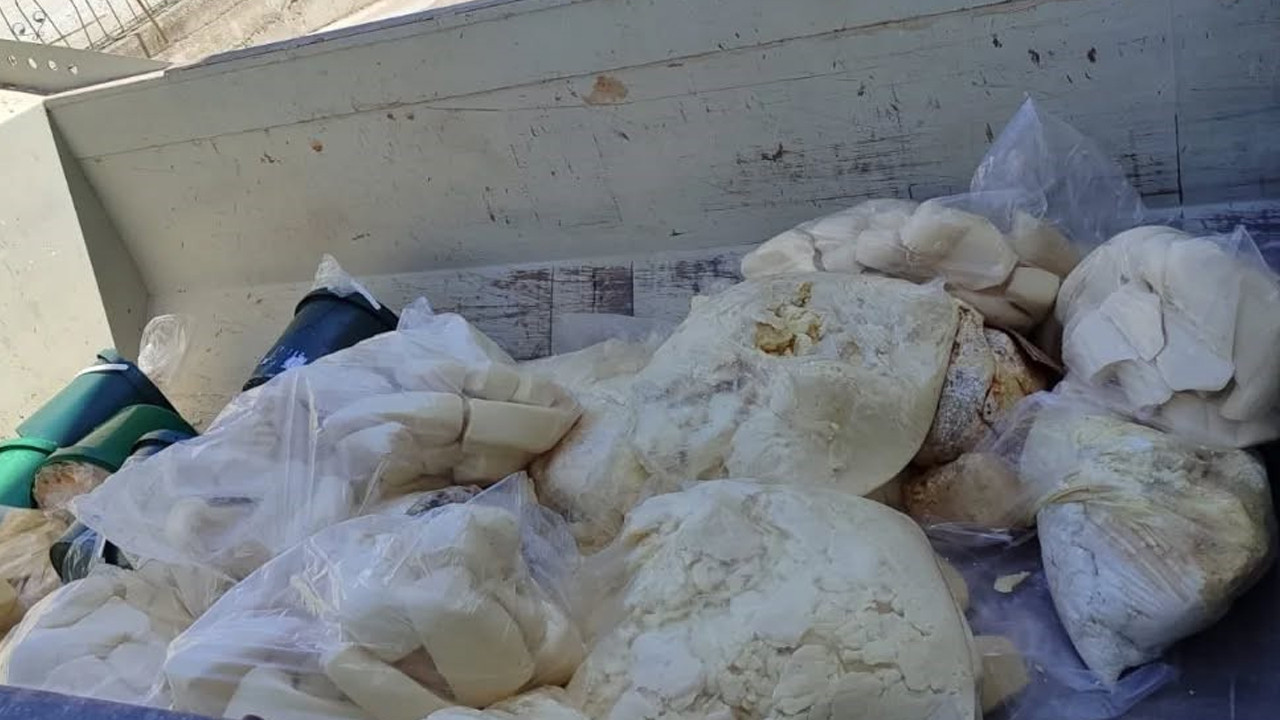 Tonlarca süt ürünü imha edildi