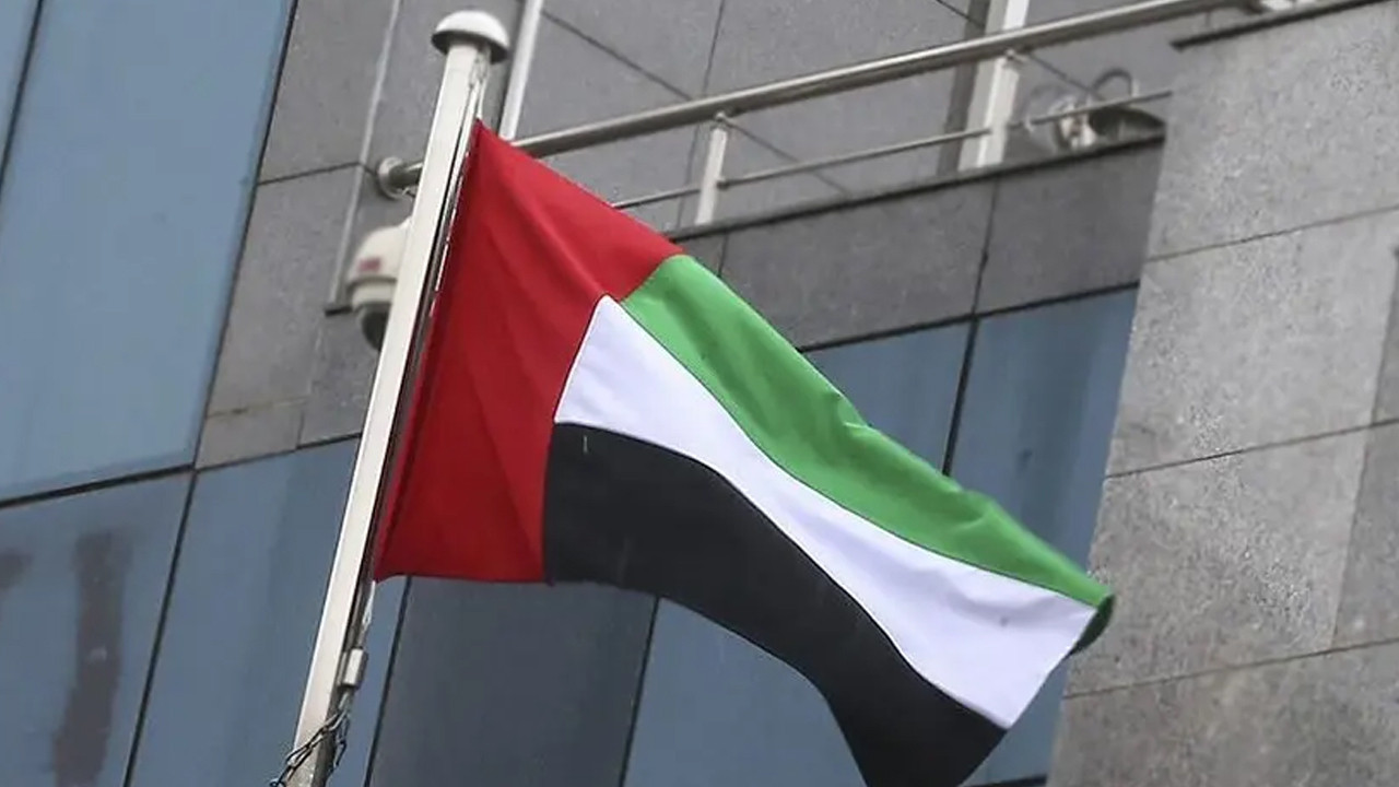 BAE, vatandaşlarının İran, Lübnan ve Irak'a seyahatini yasakladı