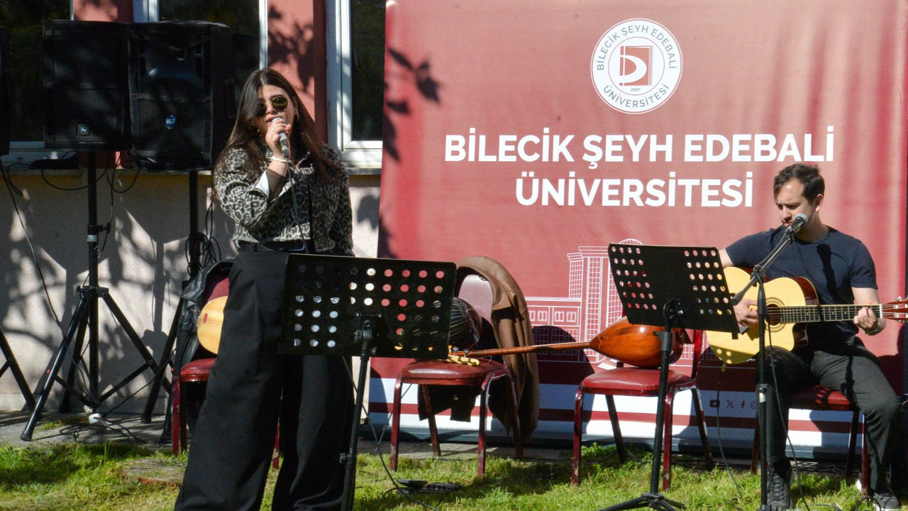 Bilecik Şeyh Edebali Üniversitesinde müzik ziyafeti
