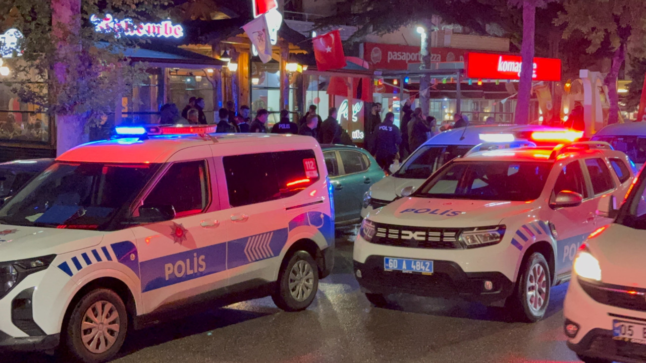 Cadde ortasında bıçaklı saldırı: Üniversite öğrencisi ağır yaralı