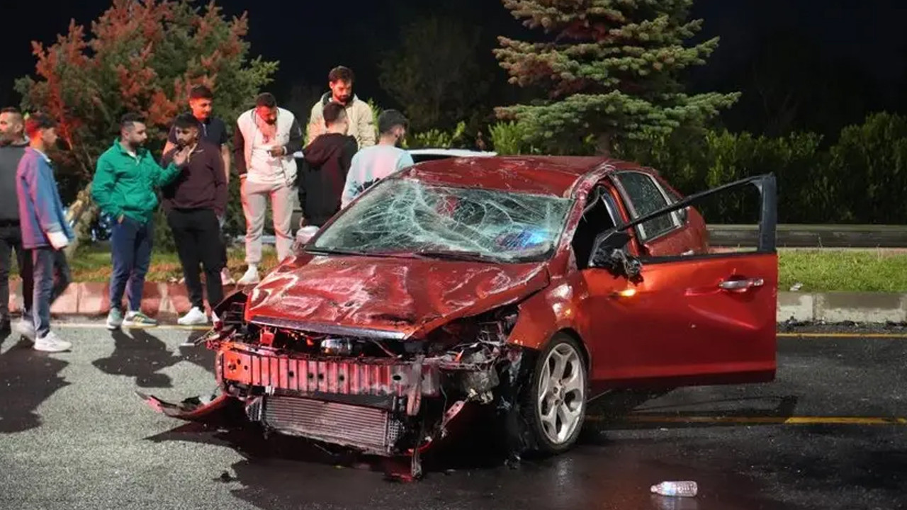 Niğde'de kontrolden çıkan otomobil takla attı