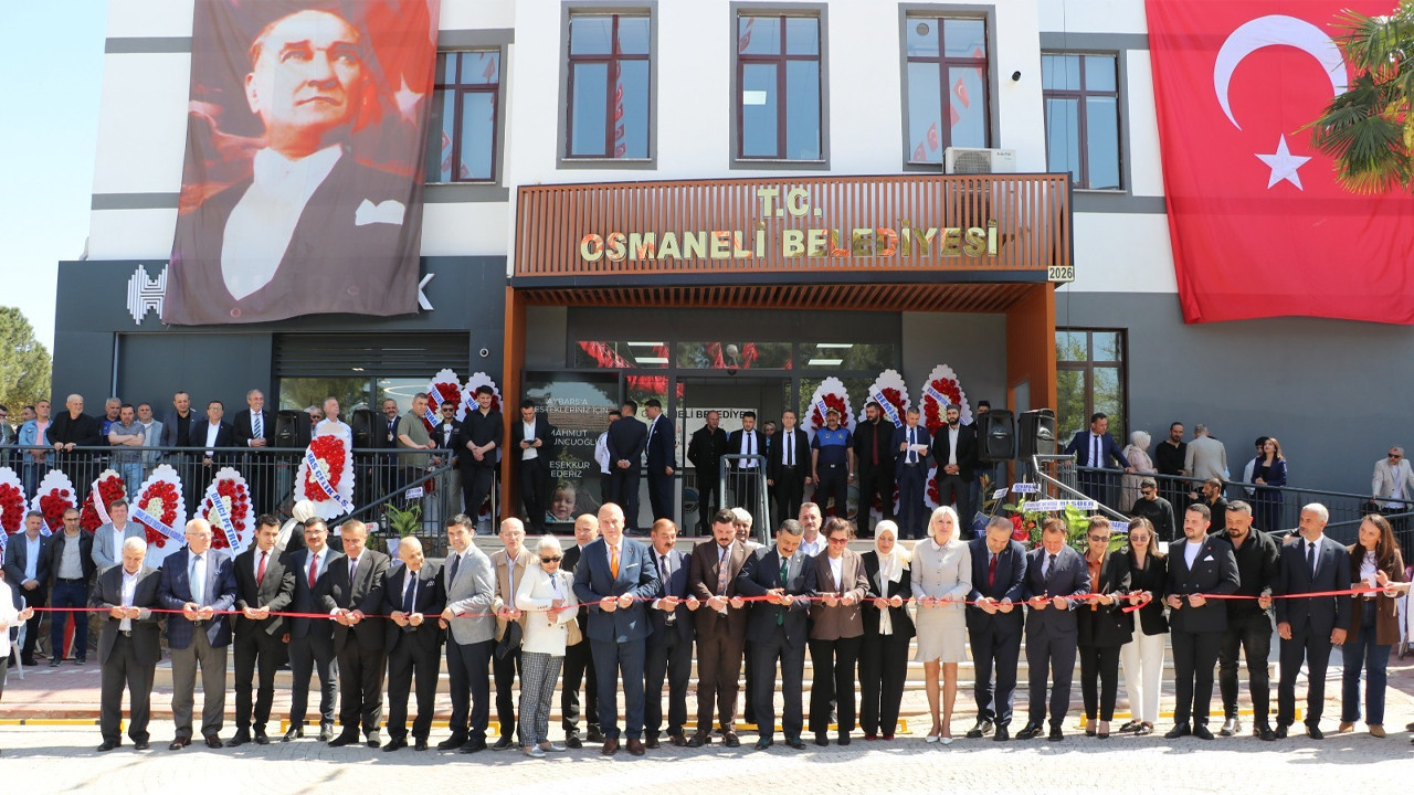 Osmaneli’nin ilçe oluşunun 100. yılında, yeni Belediye Hizmet Binasının açılışı yapıldı