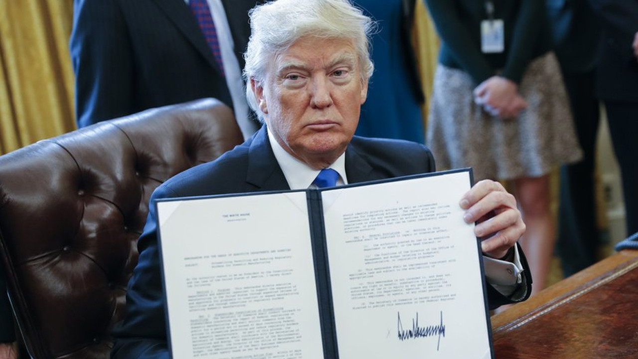 Trump'tan ABD ile Kanada arasındaki petrol boru hattı projesine izin