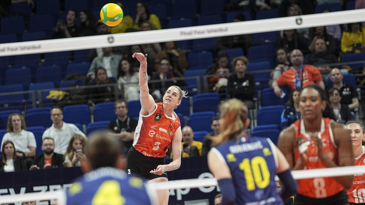 CEV Şampiyonlar Ligi’nde Türk finali: Eczacıbaşı VakıfBank'ın rakibi oldu
