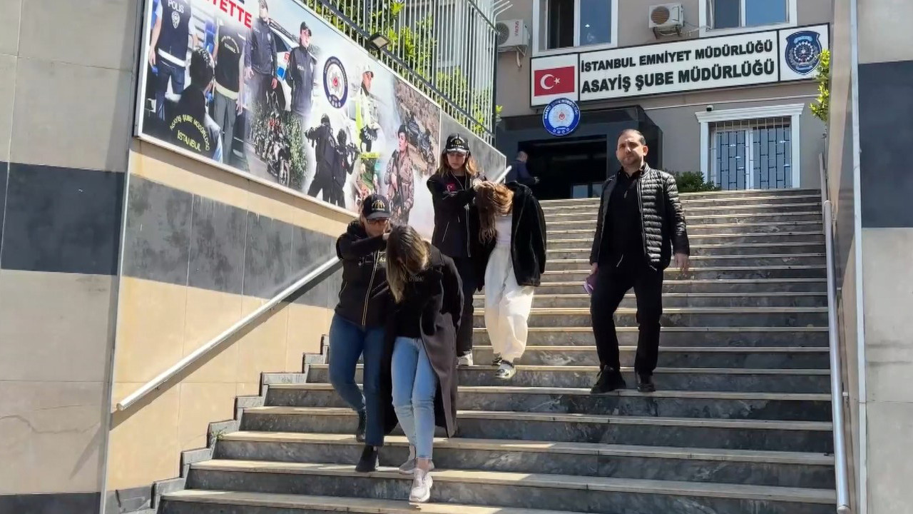 Hırsızlar bina çıkışında gözlerine inanamadı: Polise suçüstü yakalandılar
